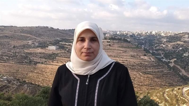 Lama Khater, a writer and mother of five, was arrested from her home in Hebron by Israeli forces [Courtesy of al-Fakhouri family]