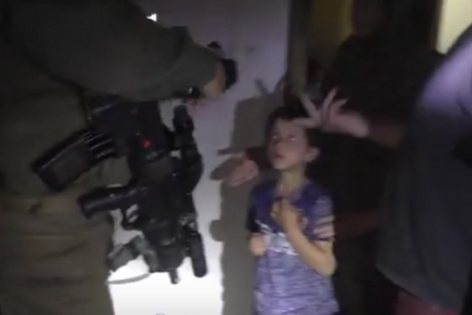 A screenshot from the B’Tselem video documenting the raid on the Da’na family’s home in Hebron.